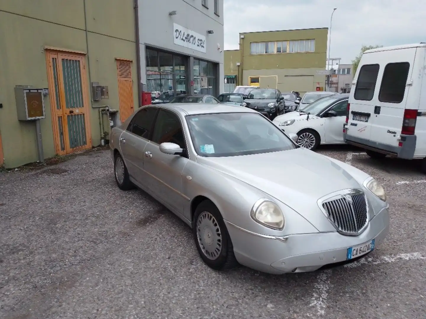 Lancia Thesis 3.0 V6 24V  EMBLEMA- ASI- PERMUTE Silber - 1
