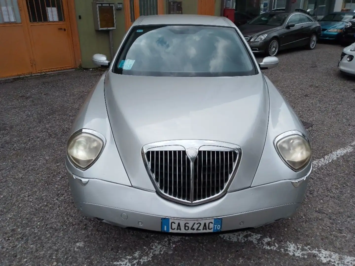Lancia Thesis 3.0 V6 24V  EMBLEMA- ASI- PERMUTE Silber - 2