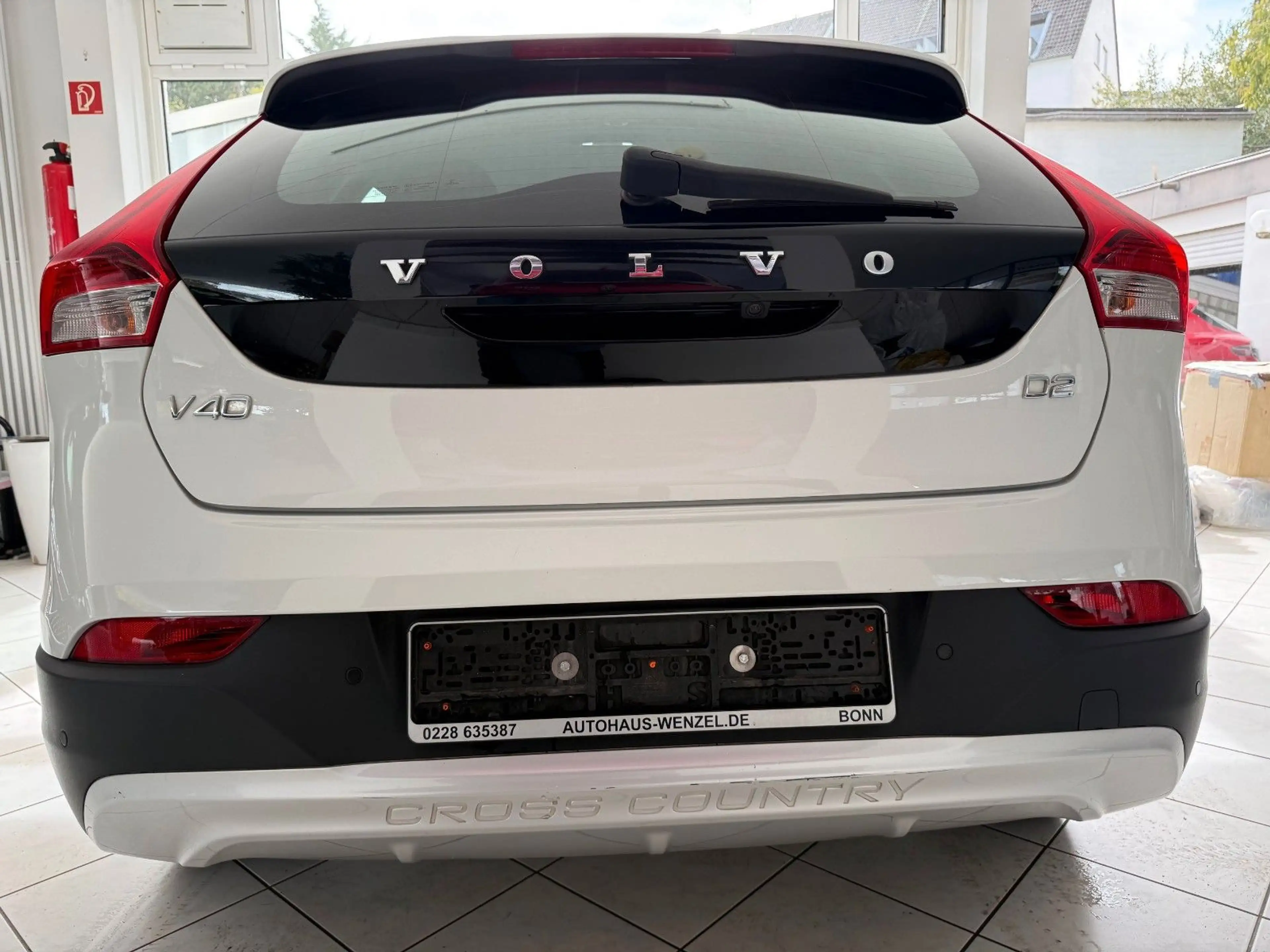 Volvo V40 Cross Country D2 — photo 6