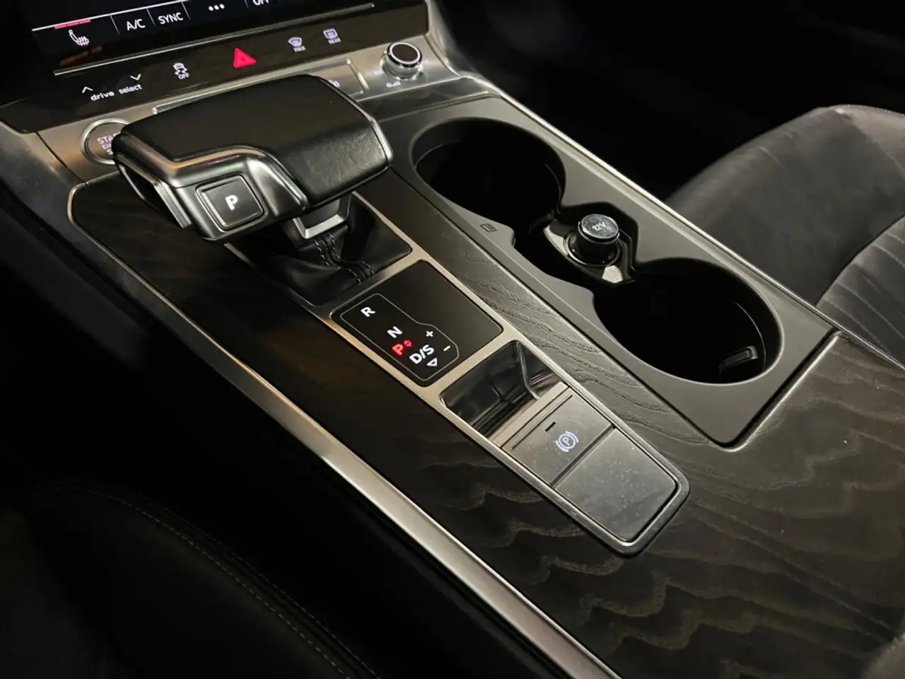 Audi A7 снимка Audi A7