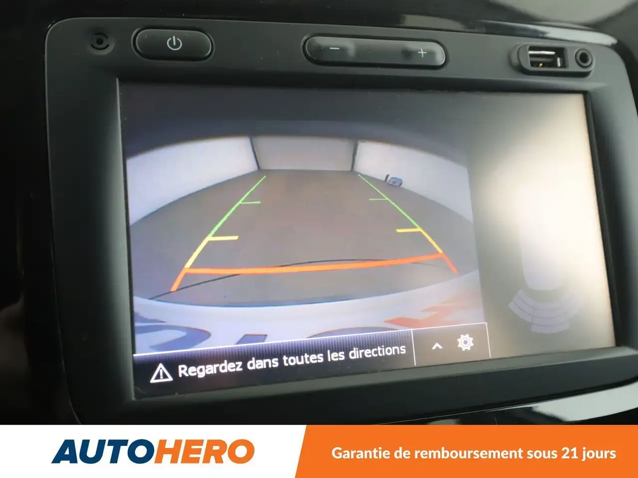 Renault Captur — photo 25