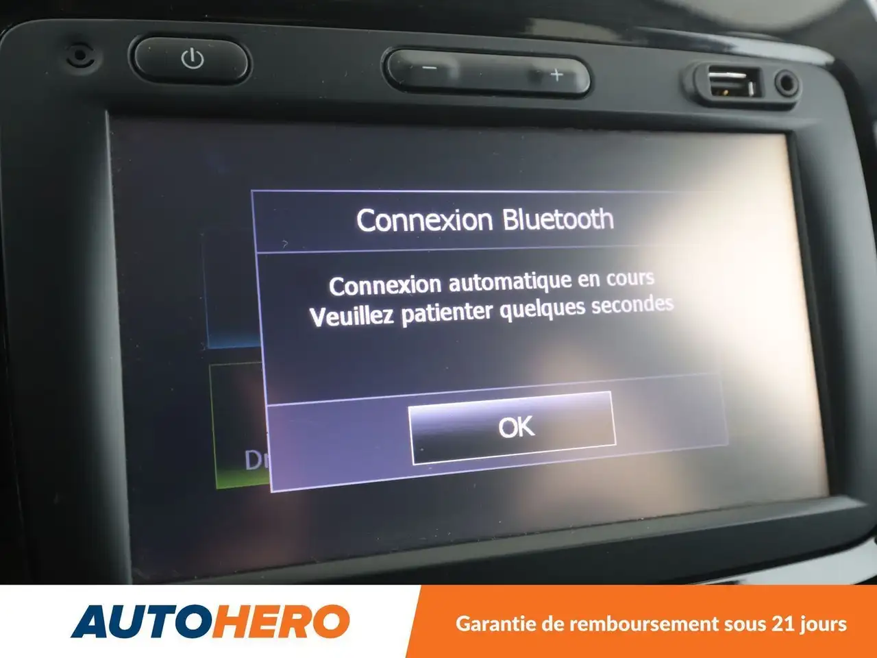 Renault Captur — photo 22