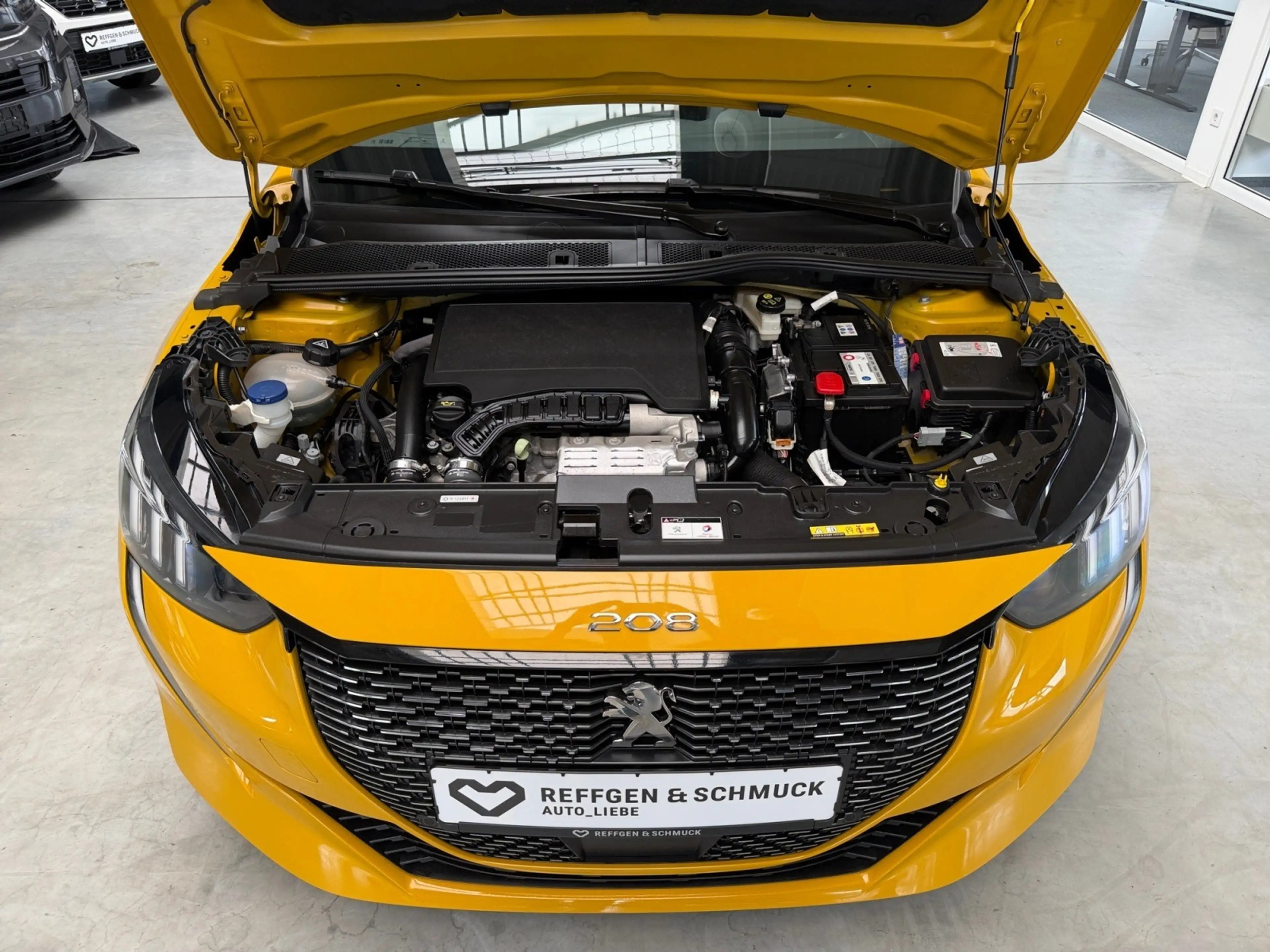 Peugeot 208 GT LINE AUTOMAT+NAVI+KAMERA+LED+ACC+DAB+TÜV+ — photo 16