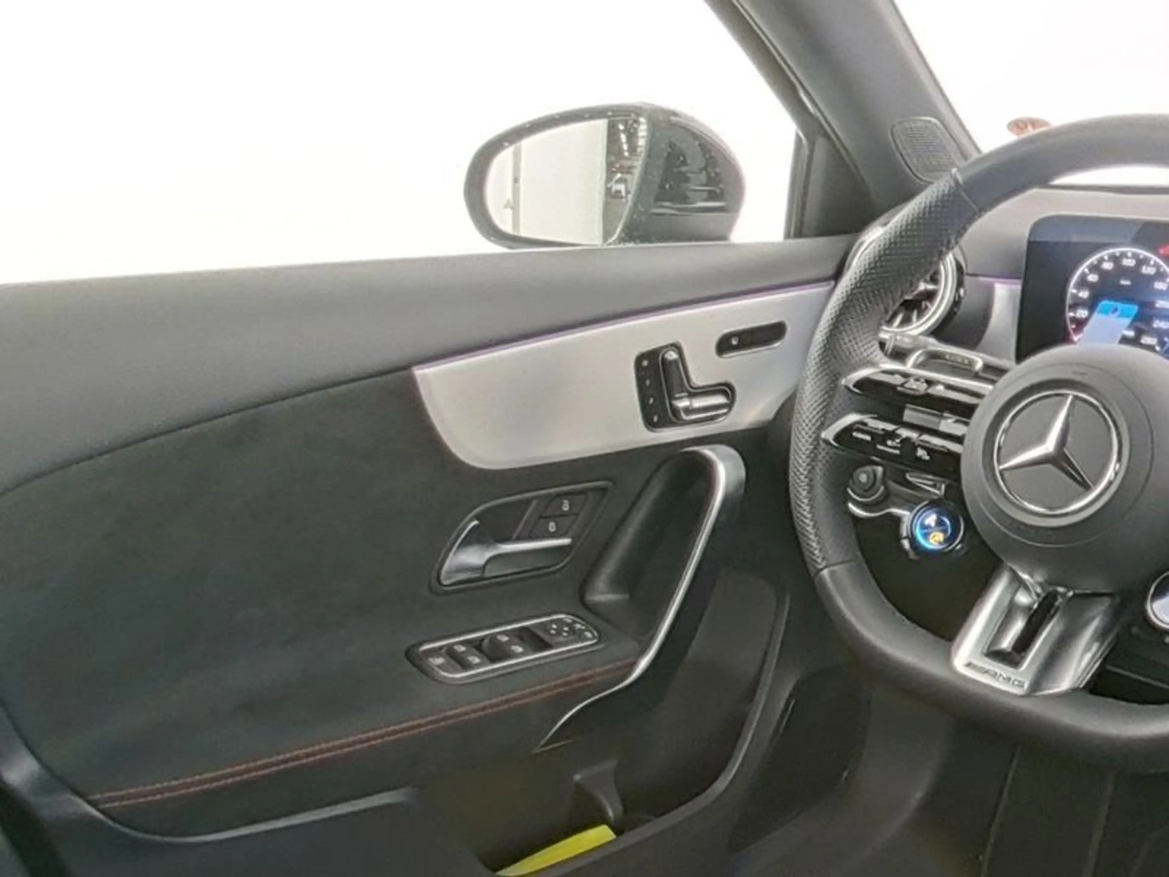 Mercedes-Benz A 35 AMG Mercedes-AMG A 35 4M PREMIUM+ AHK PANO FAP MEMOR — photo 6