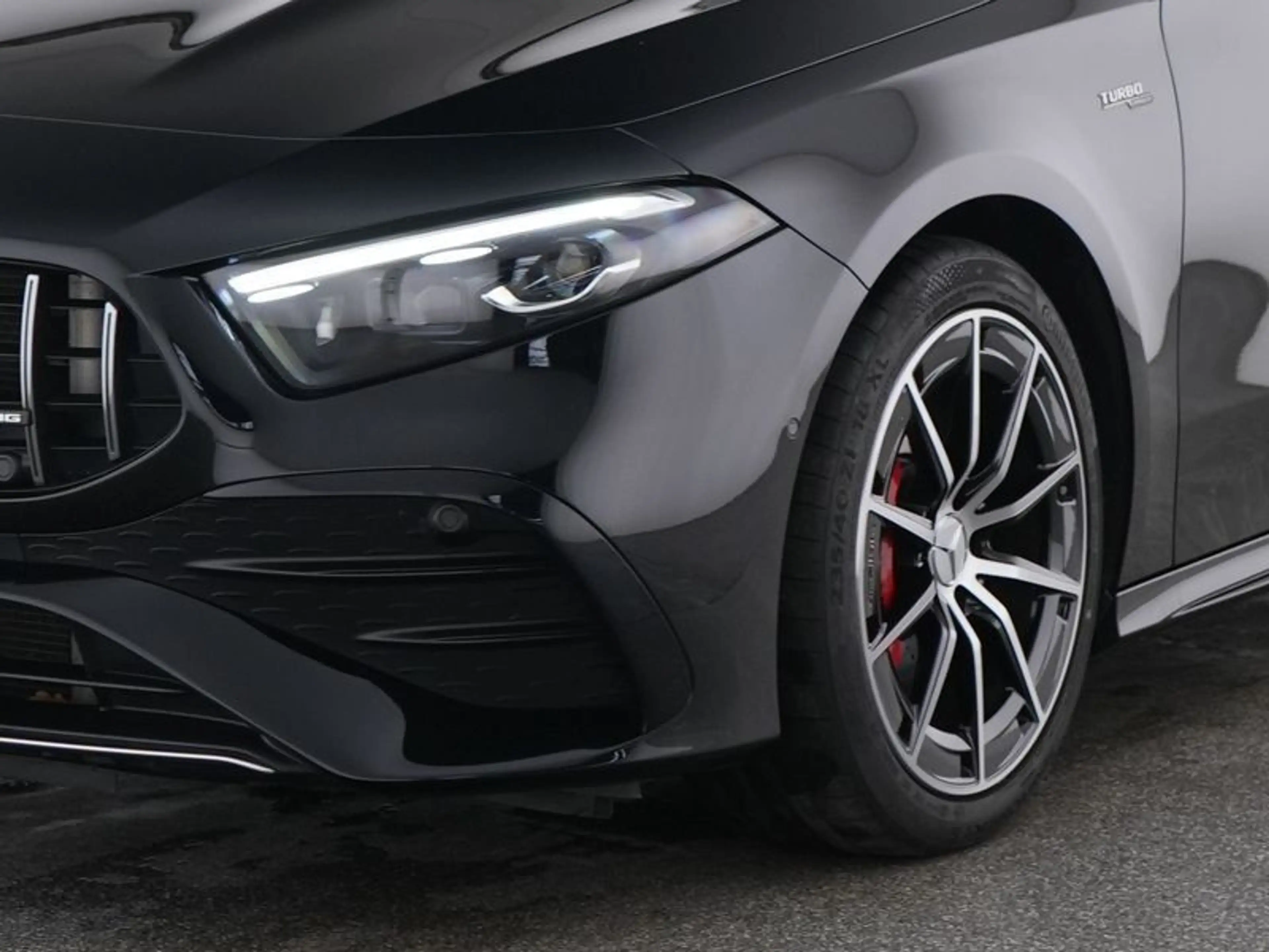 Mercedes-Benz A 35 AMG Mercedes-AMG A 35 4M PREMIUM+ AHK PANO FAP MEMOR — photo 3