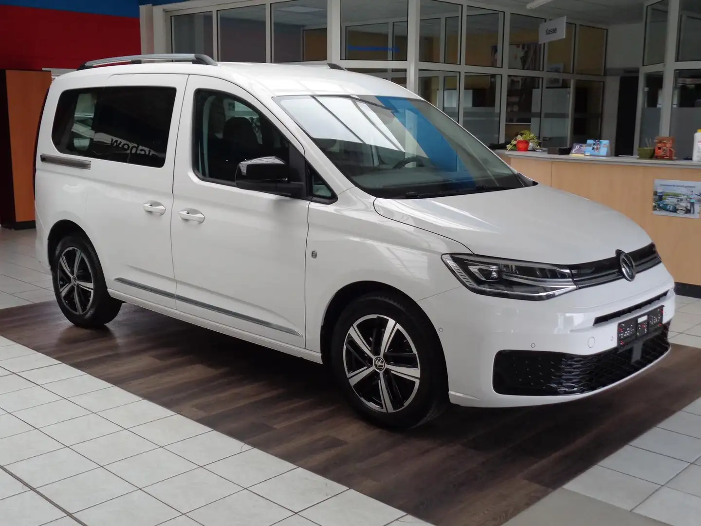 Volkswagen Caddy 2.0TDI Style,DSG,LED,ACC,CAM,AHK,SHZ,Nav Weiß - 1