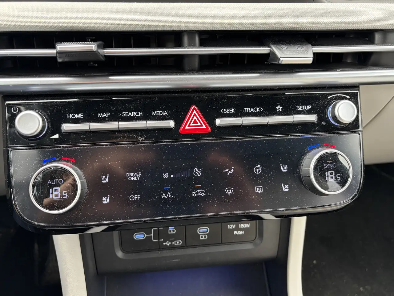 Hyundai TUCSON снимка Hyundai TUCSON