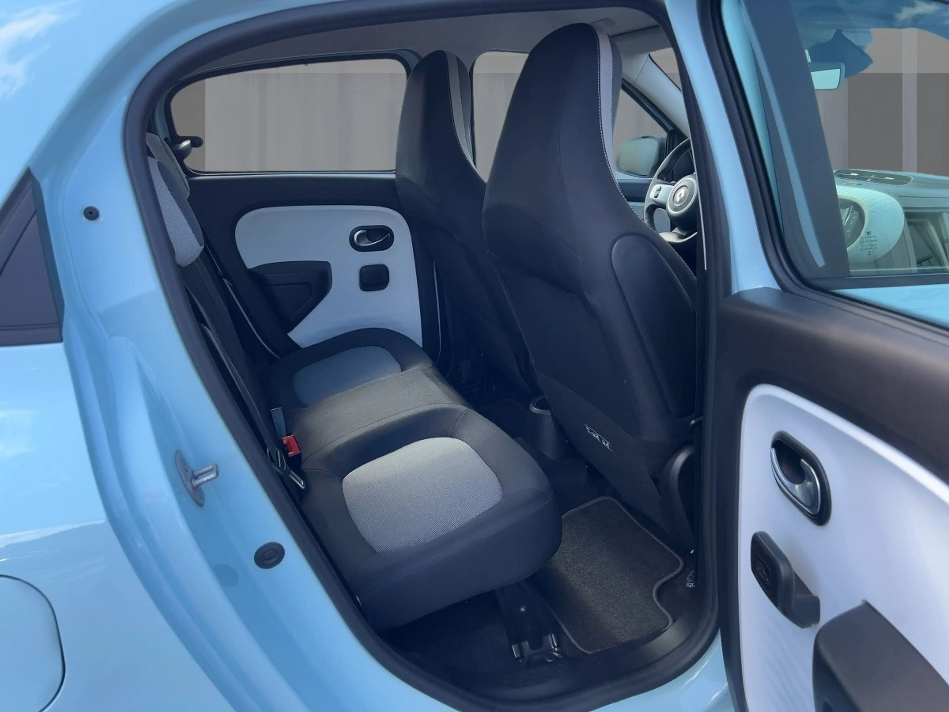 Renault Twingo EQUILIBRE SCe 65 Start & Stop — photo 9