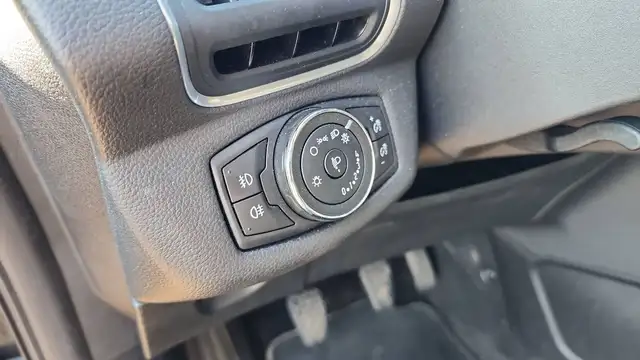 Ford B-Max view 13