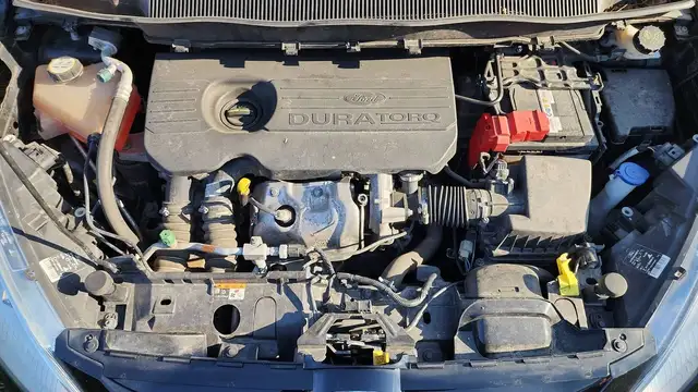 Ford B-Max view 15