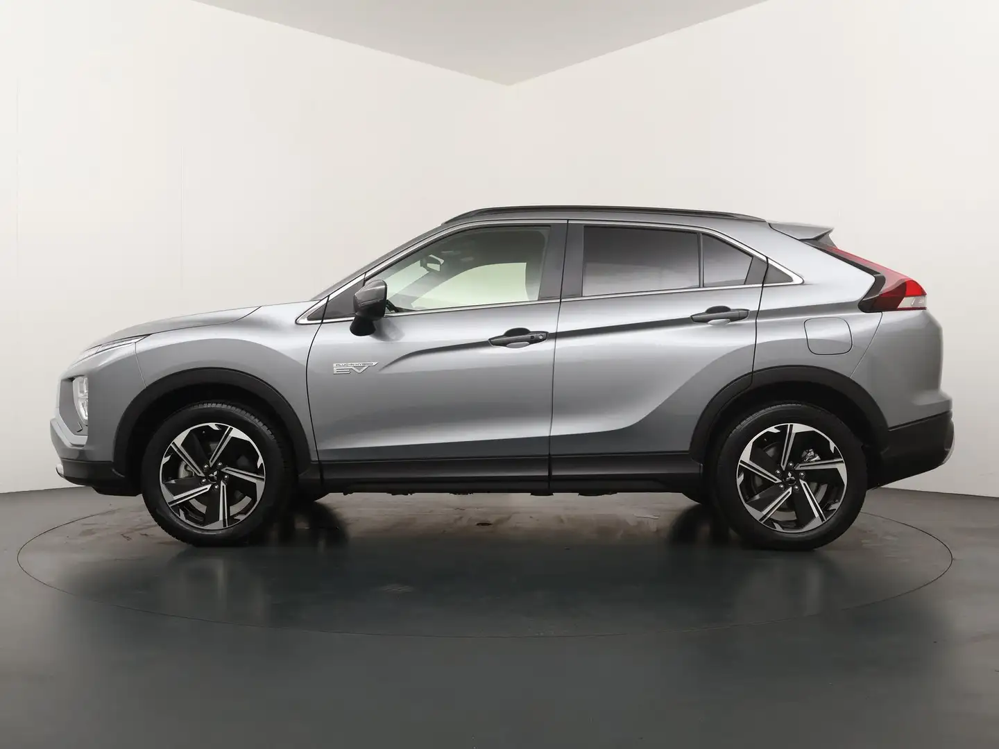 Mitsubishi Eclipse Cross 2.4 PHEV Business Intense+ | Elektrisch verstelbar Grijs - 2