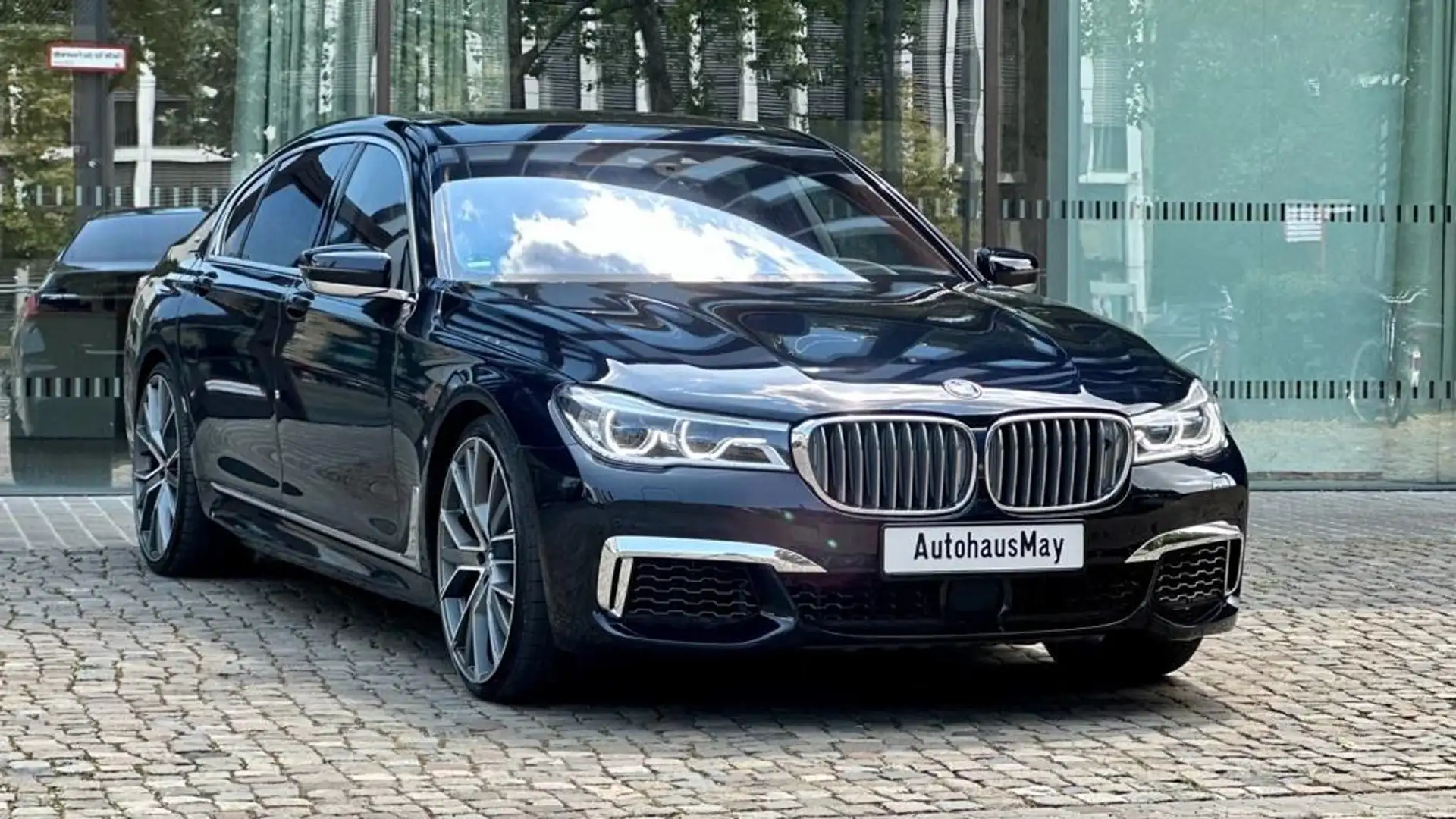 BMW 760 L i xDrive  V12 Entertainment NP.209.000€ Schwarz - 1