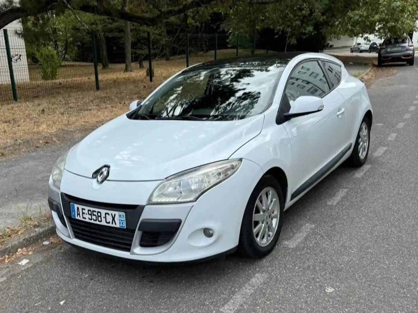 Renault Megane Biały - 2