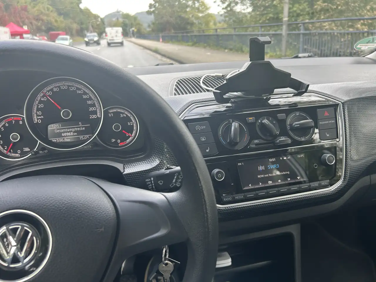 Volkswagen up! move up! BMT/Start-Stop — photo 1 of 2