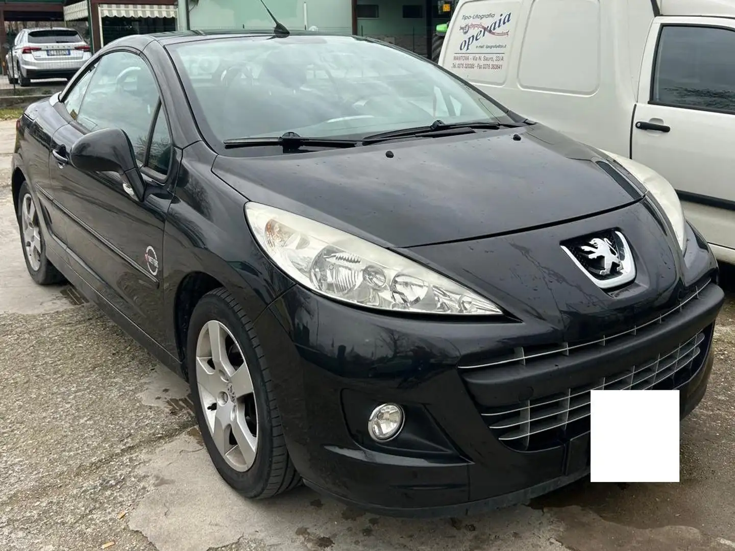 Peugeot 207 207 CC 1.6 16v Feline FL Schwarz - 1