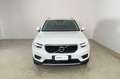 Volvo XC40 D3 Momentum Geartronic Weiß - thumbnail 3