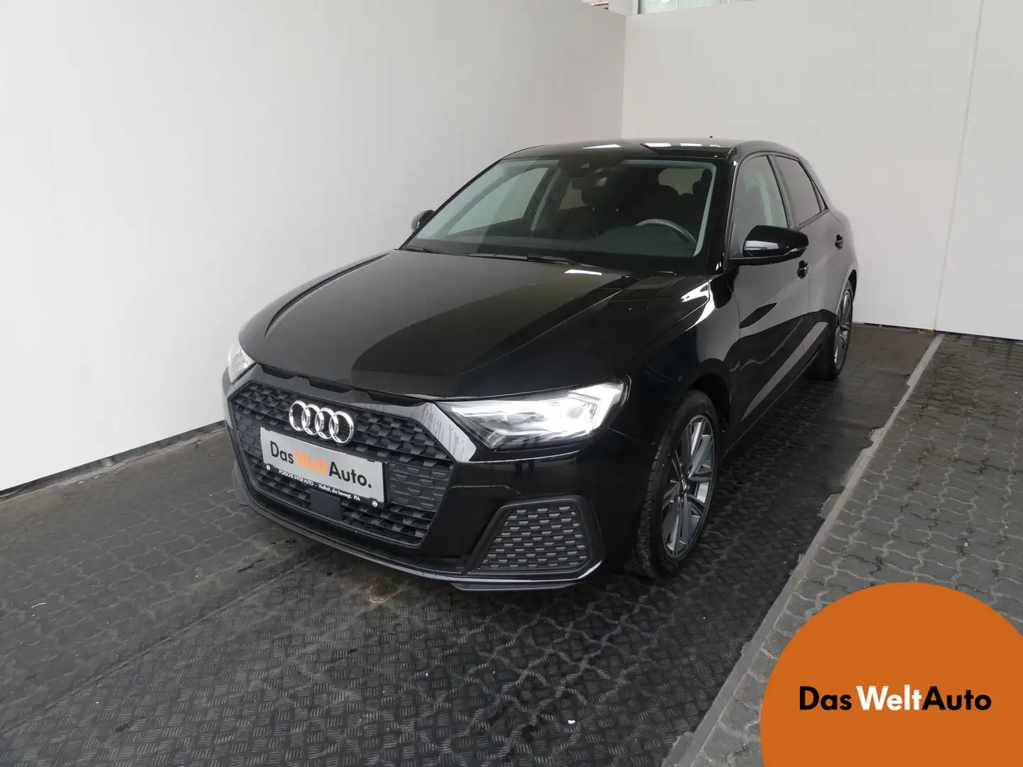 Audi A1 25 TFSI intense Schwarz - 1