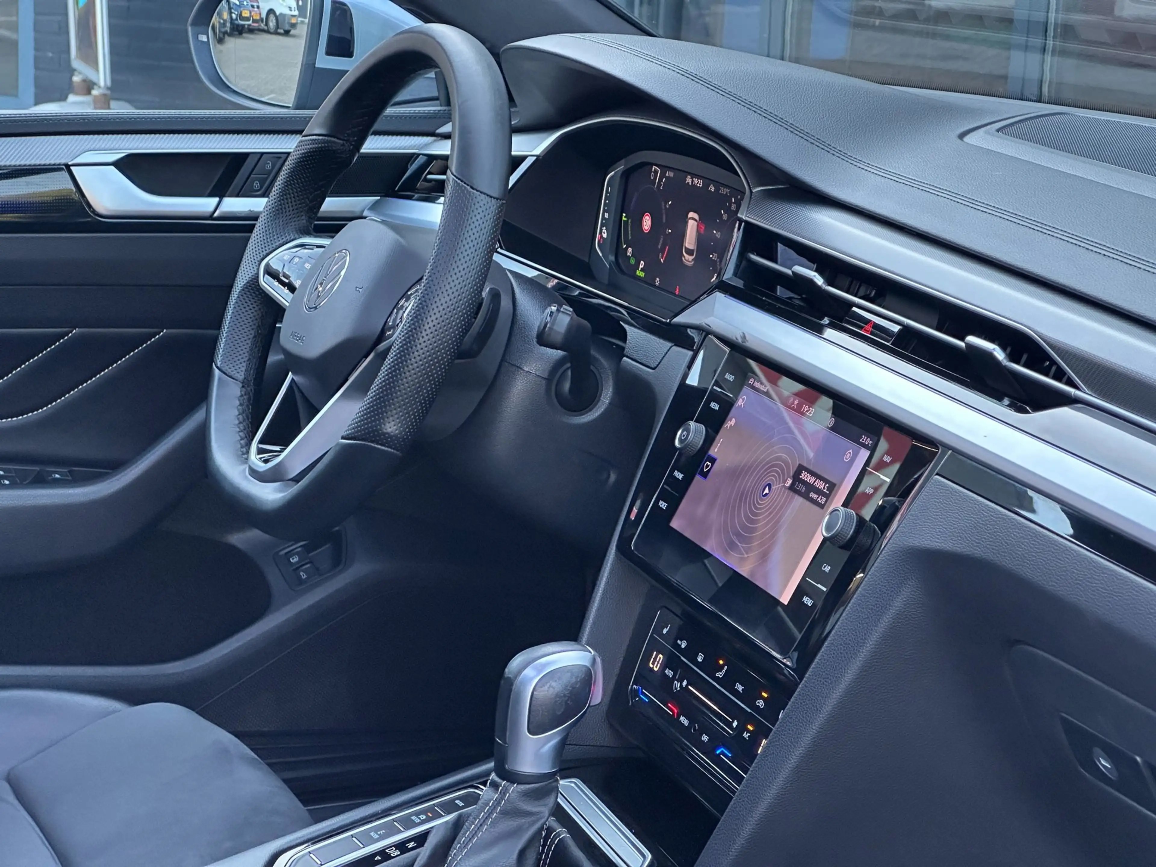 Volkswagen Arteon Shooting Brake 1.4 TSI eHybrid R-Line Business+/1S — photo 23