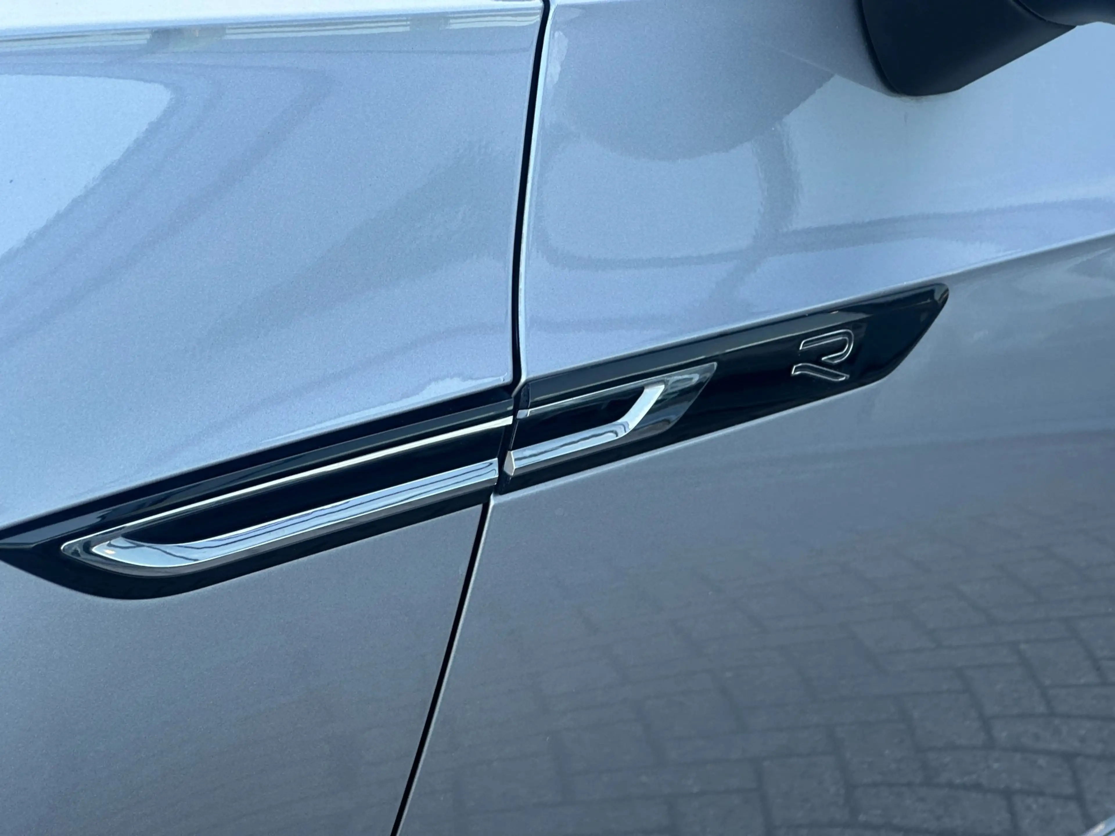 Volkswagen Arteon Shooting Brake 1.4 TSI eHybrid R-Line Business+/1S — photo 47
