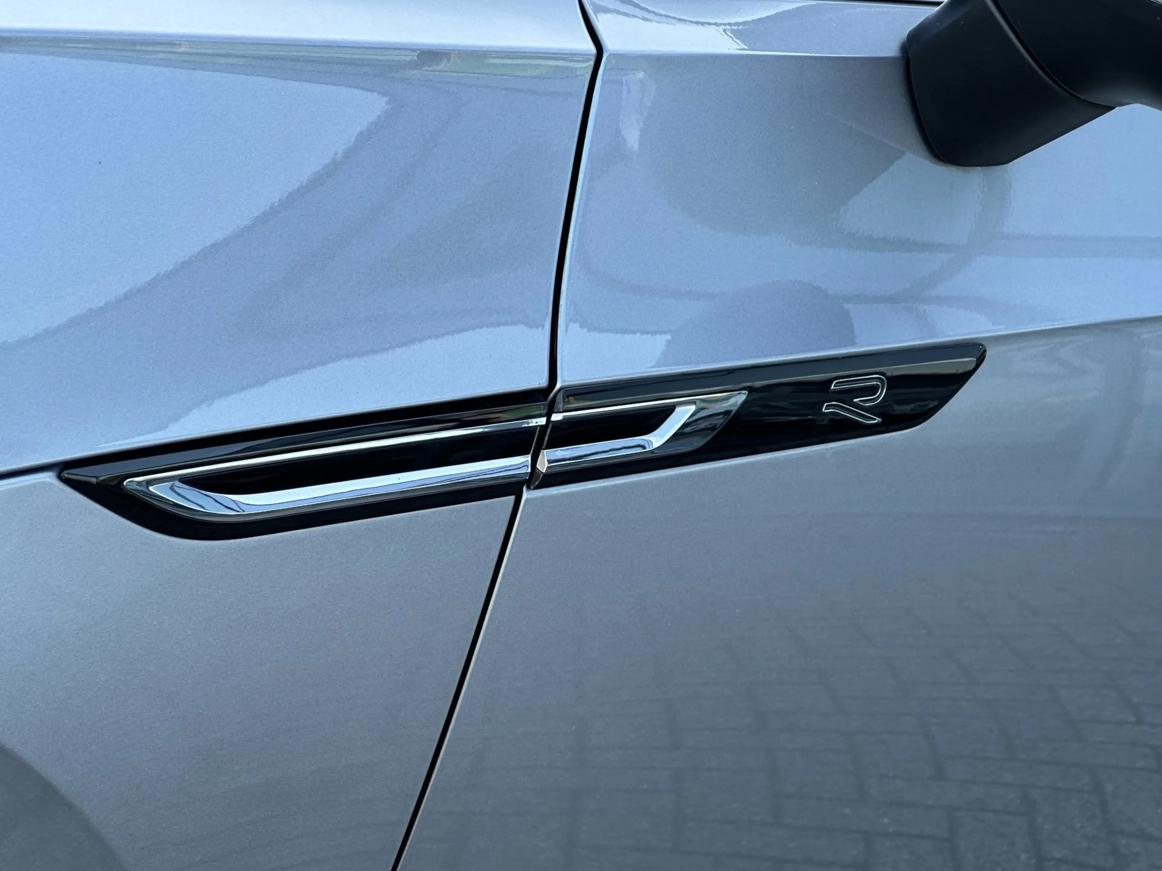 Volkswagen Arteon Shooting Brake 1.4 TSI eHybrid R-Line Business+/1S — photo 11