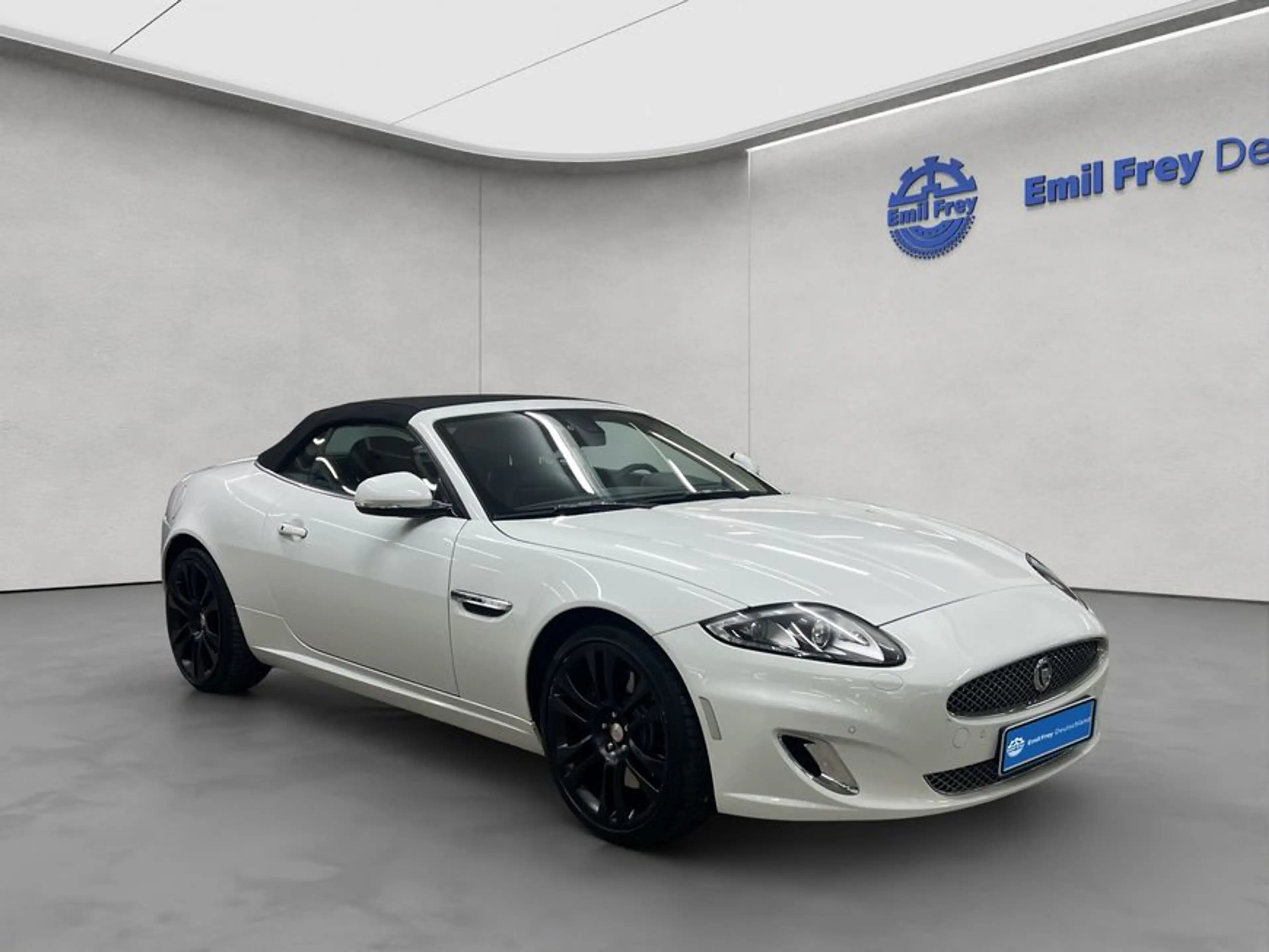Jaguar XK 5.0 Cabriolet — photo 8