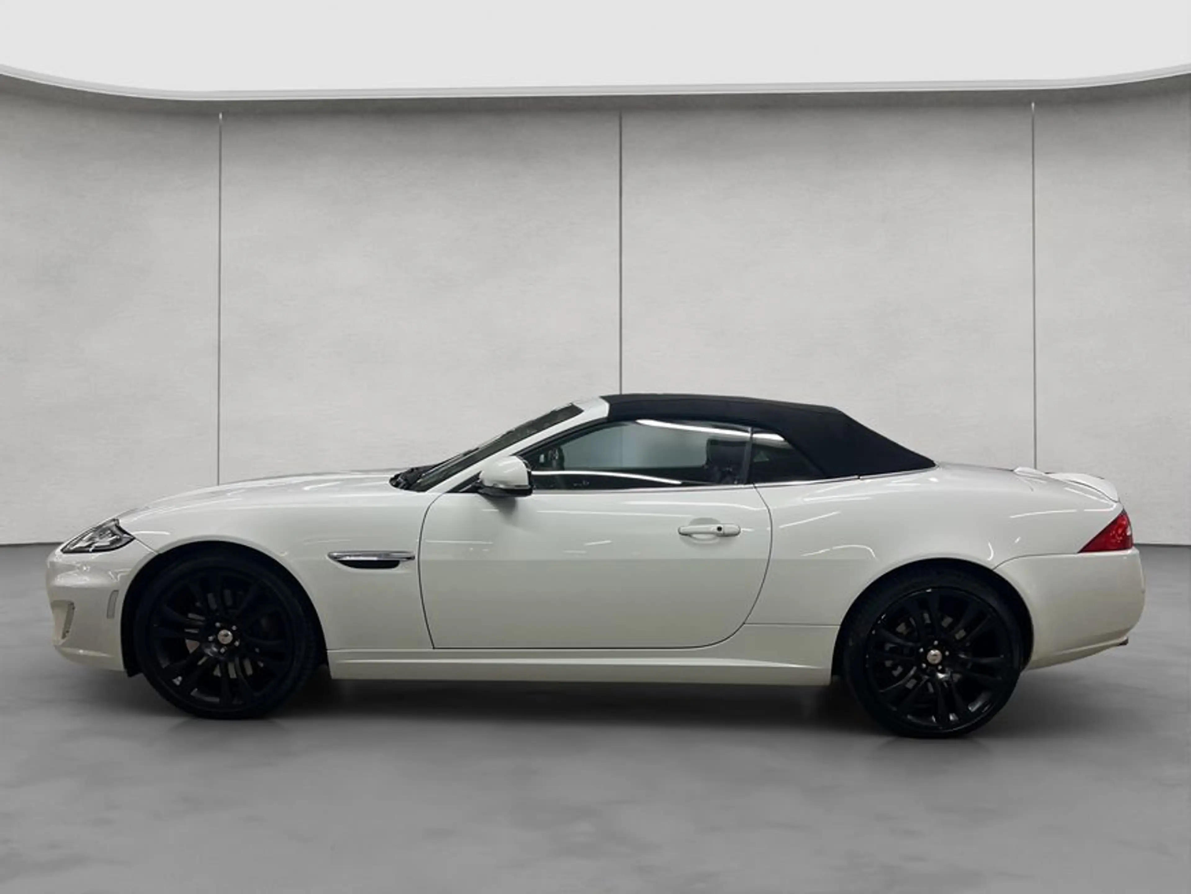 Jaguar XK 5.0 Cabriolet — photo 2