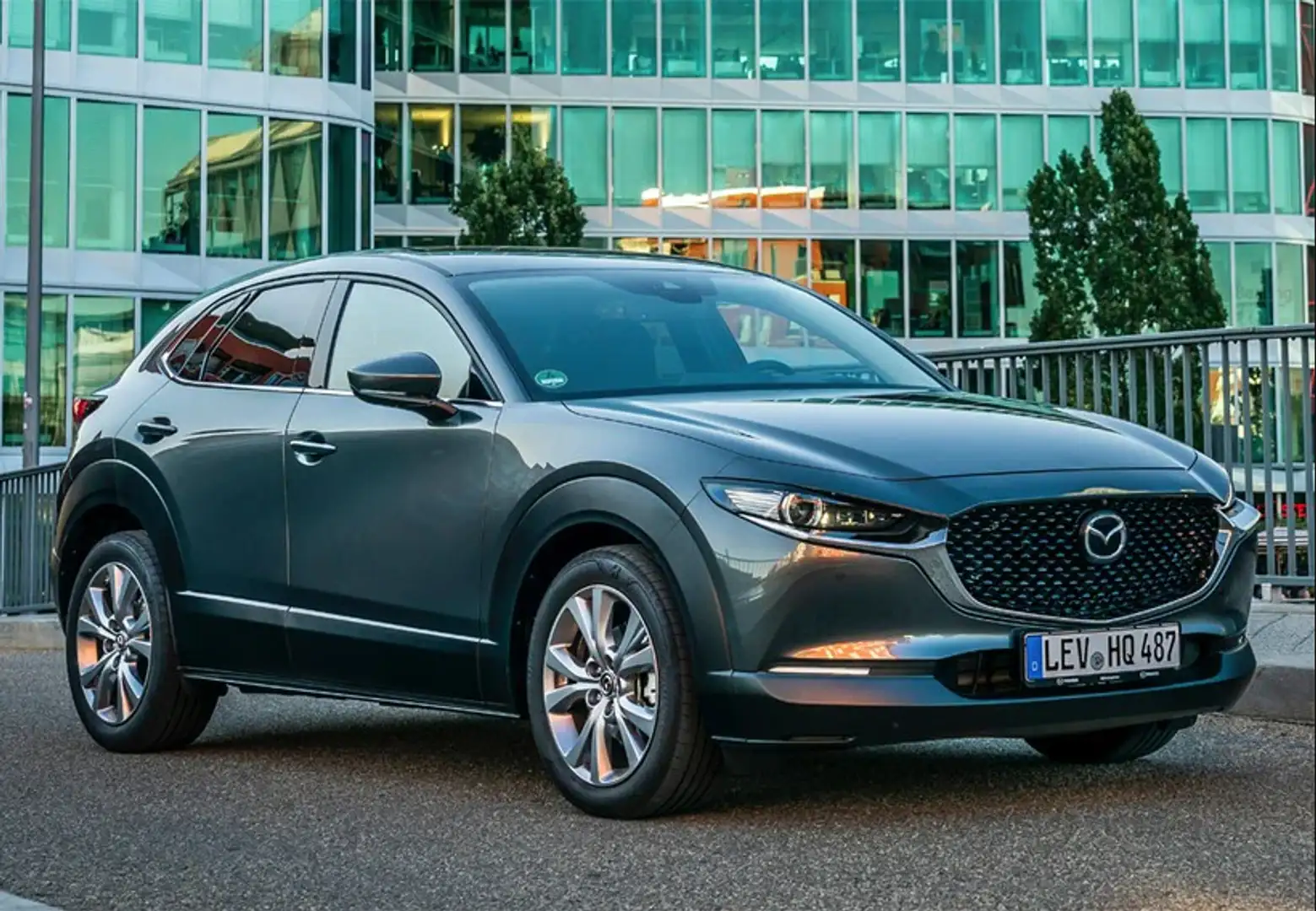 Mazda CX-30 2.5 e-Skyactiv-G Centre Line FWD 103kW - 1