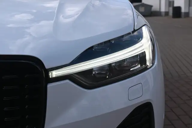 Volvo XC60 view 10
