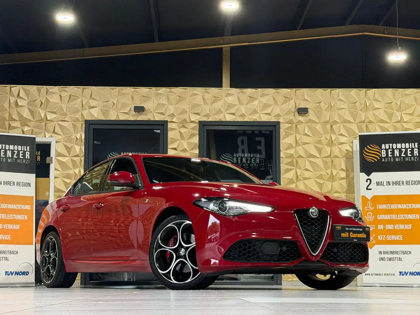 Alfa Romeo Giulia Ti Q4/LED/KAMERA/ALLRAD/LEDER/SHZ - 1