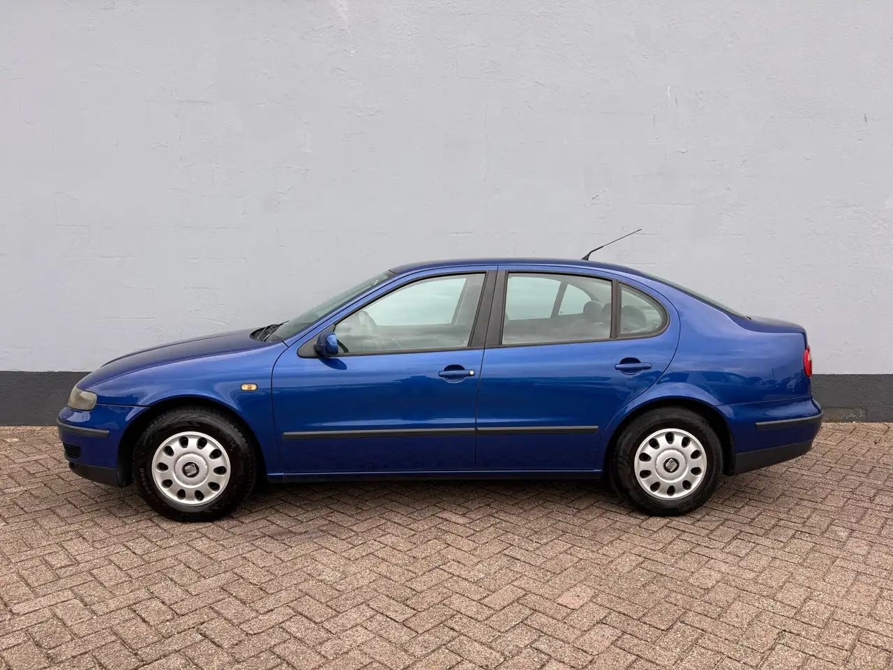 SEAT Toledo 1.6 Stella - Airco - Trekhaak - APK 08-2027, foto 2