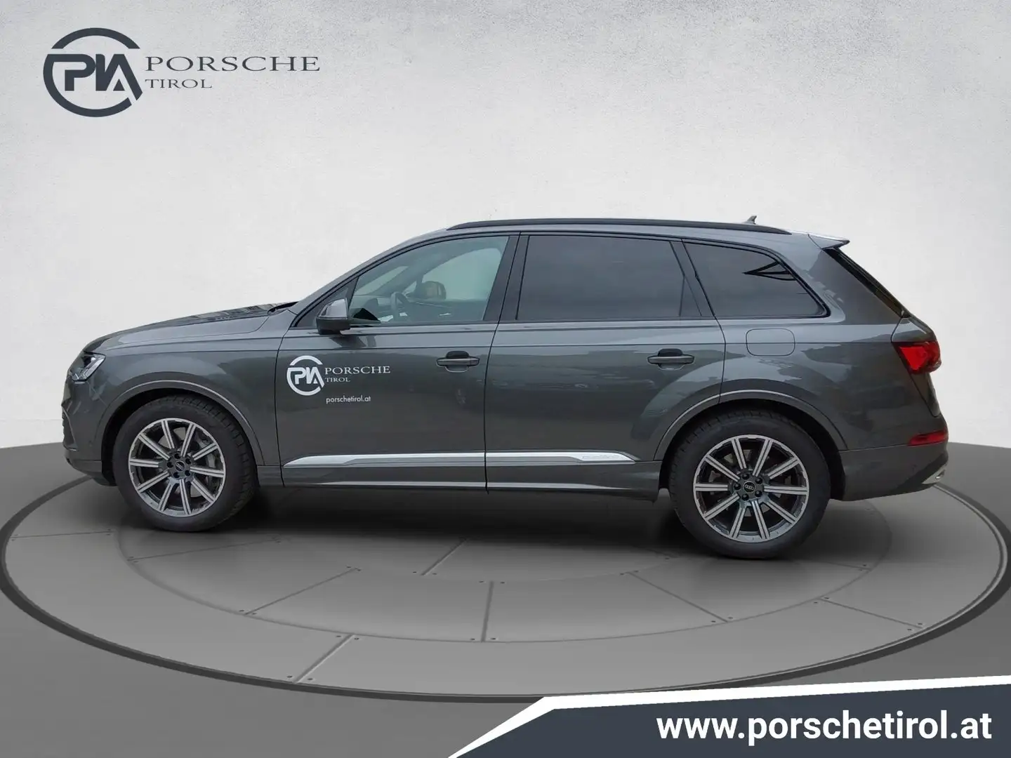 Audi Q7 55 TFSI e quattro Gris - 2