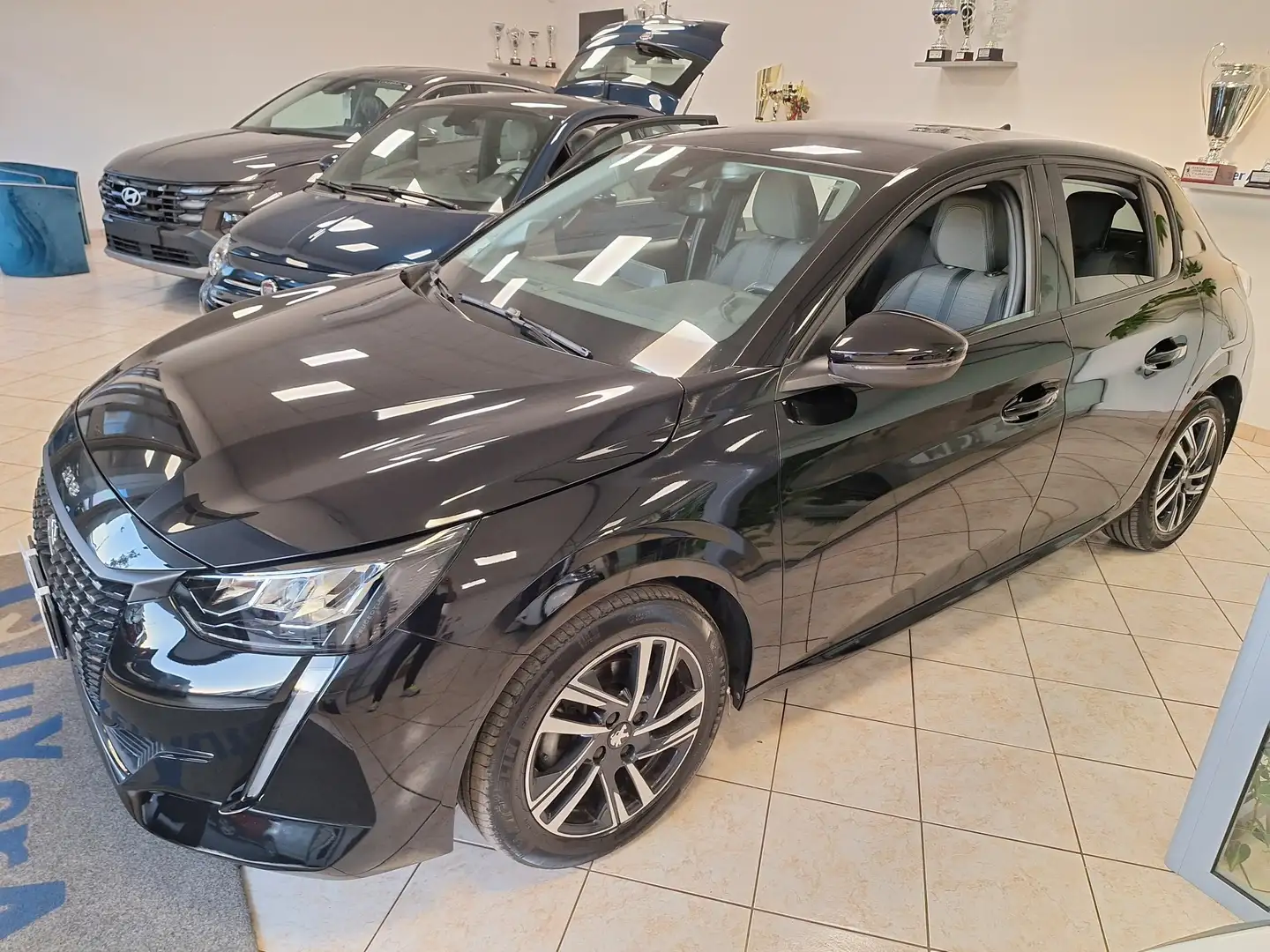 Peugeot 208 1.2 puretech Allure Pack s Nero - 1