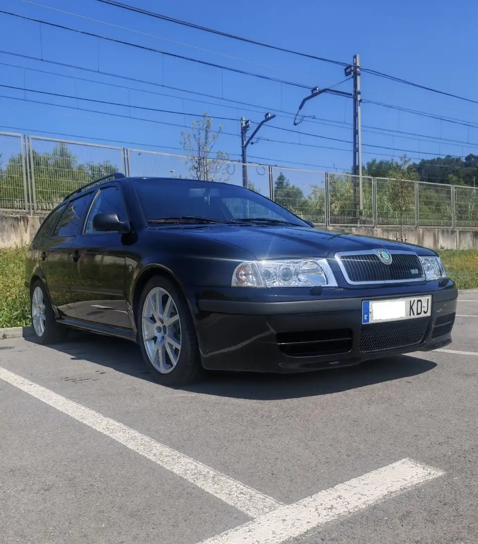 Skoda Octavia Combi 1.8T 20v RS 180 - 2