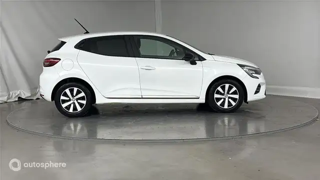 Renault Clio view 4
