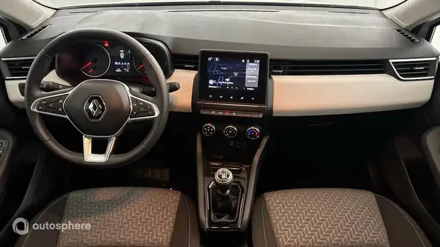 Renault Clio view 11