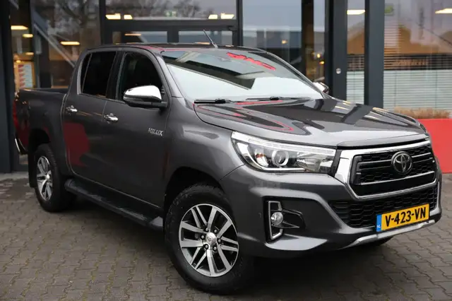 Toyota Hilux 2.4 D-4D DUBBEL CABINE LIMITED B/E TREKKER A/T 5 S
