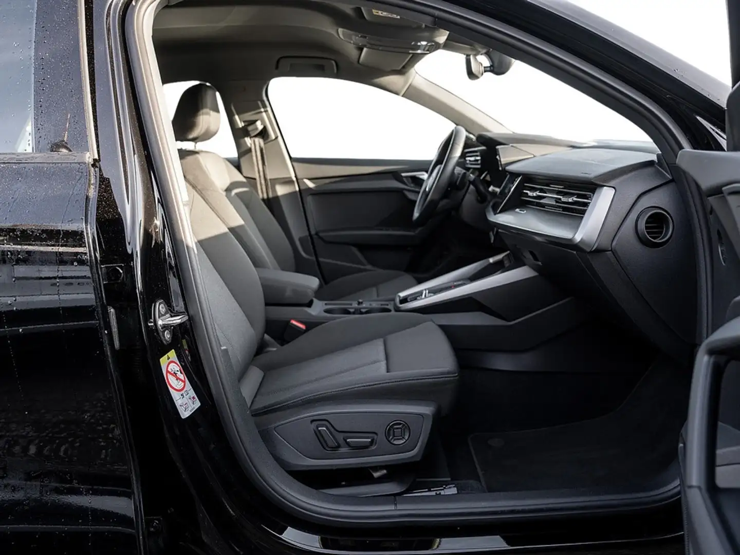 Audi A3 Sportback 40 TFSIe NAVI ACC SHZ ALU PDC Schwarz - 2