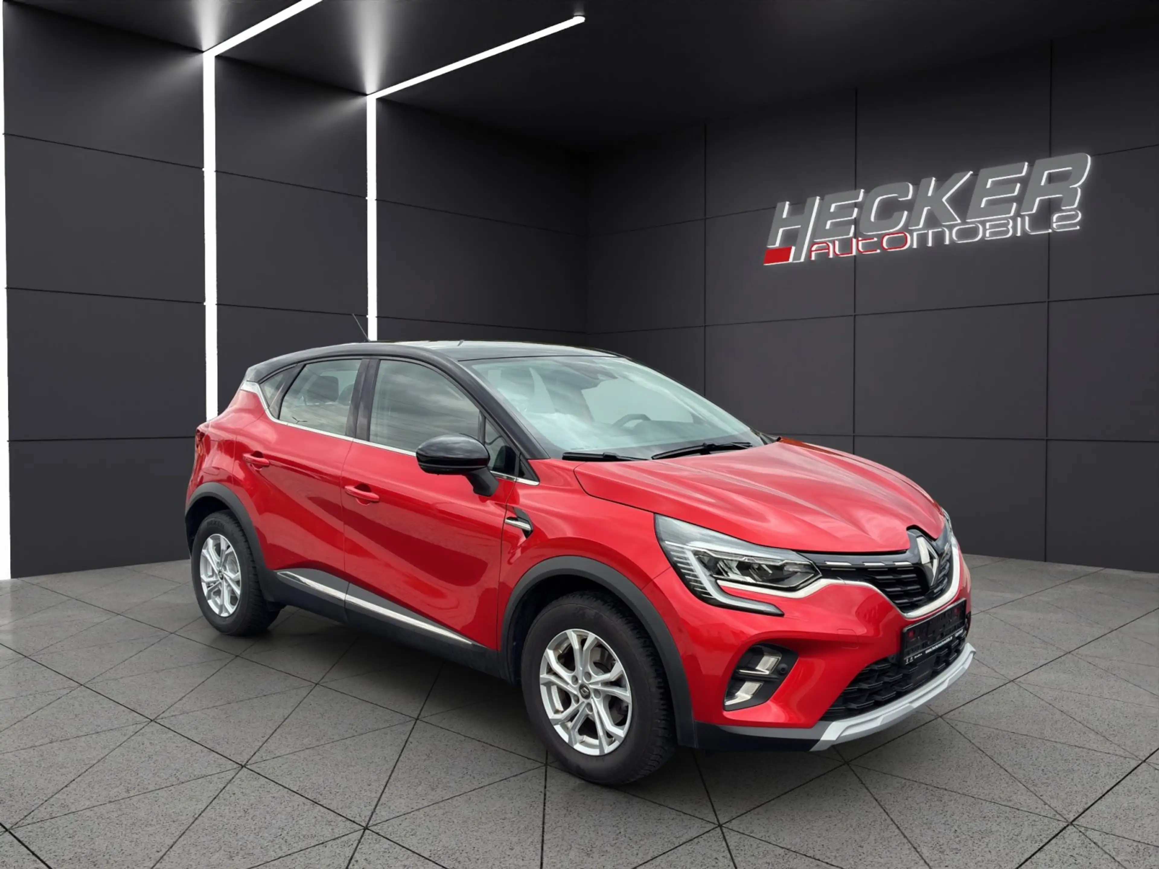 Renault Captur II 1.0 TCe 90 Intens (EURO 6d) — photo 8