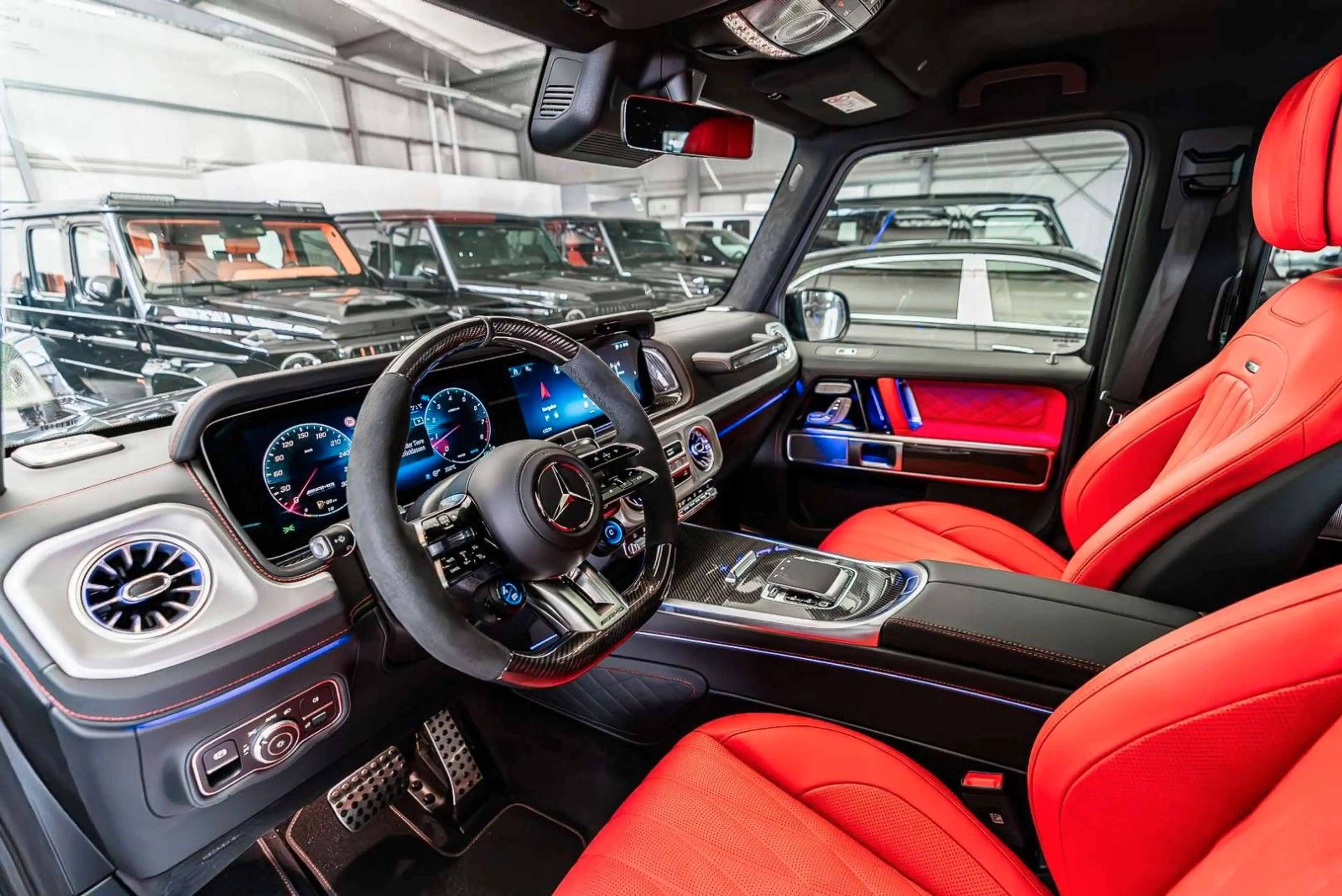Mercedes-Benz G 63 AMG / Carbon Interior / A22 / MY 2027 — photo 13