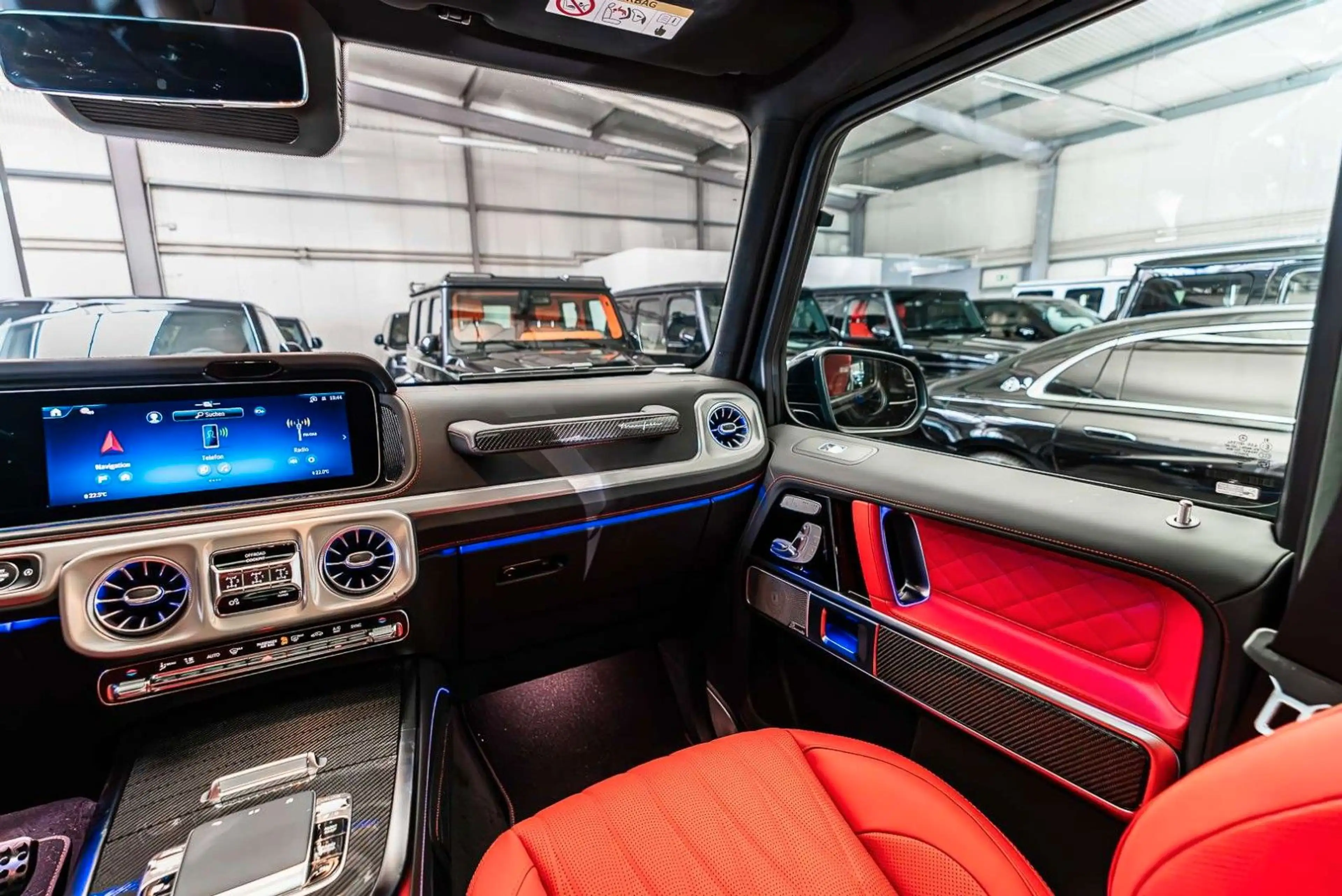 Mercedes-Benz G 63 AMG / Carbon Interior / A22 / MY 2027 — photo 12