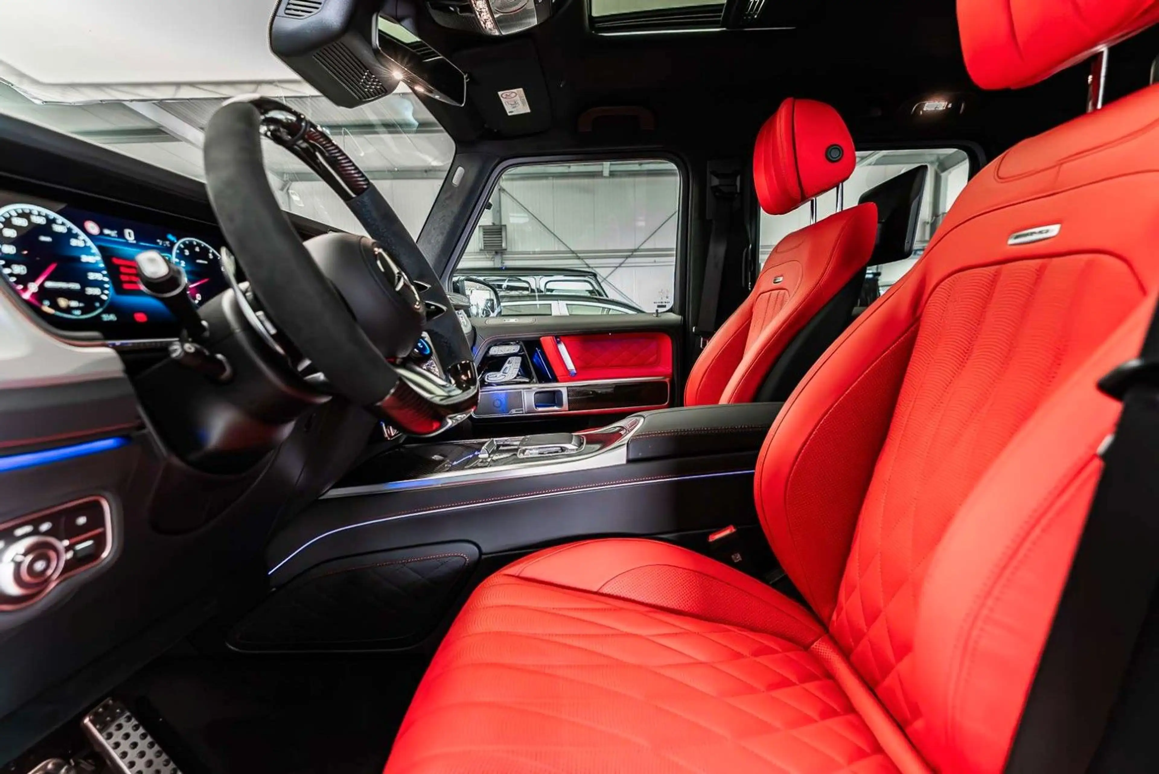 Mercedes-Benz G 63 AMG / Carbon Interior / A22 / MY 2027 — photo 14