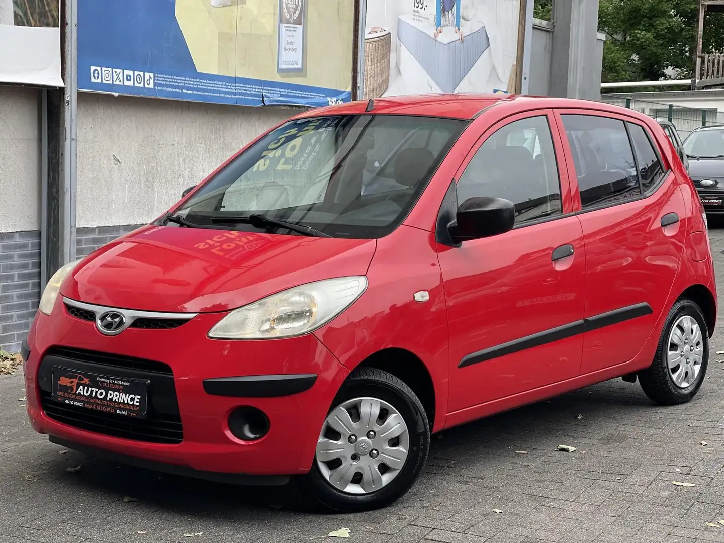 Hyundai i10 1.1 Classic E+ TÜV NEU Rojo - 1