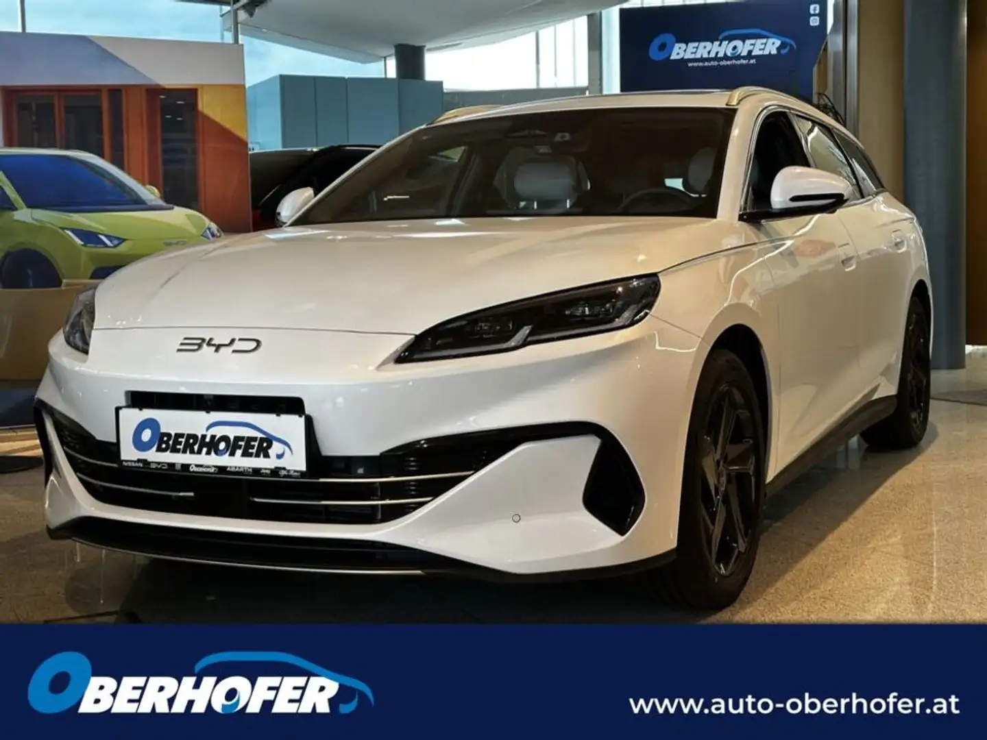 BYD Sonstige 6 DM-i Touring Comfort 19,0kWh Weiß - 1