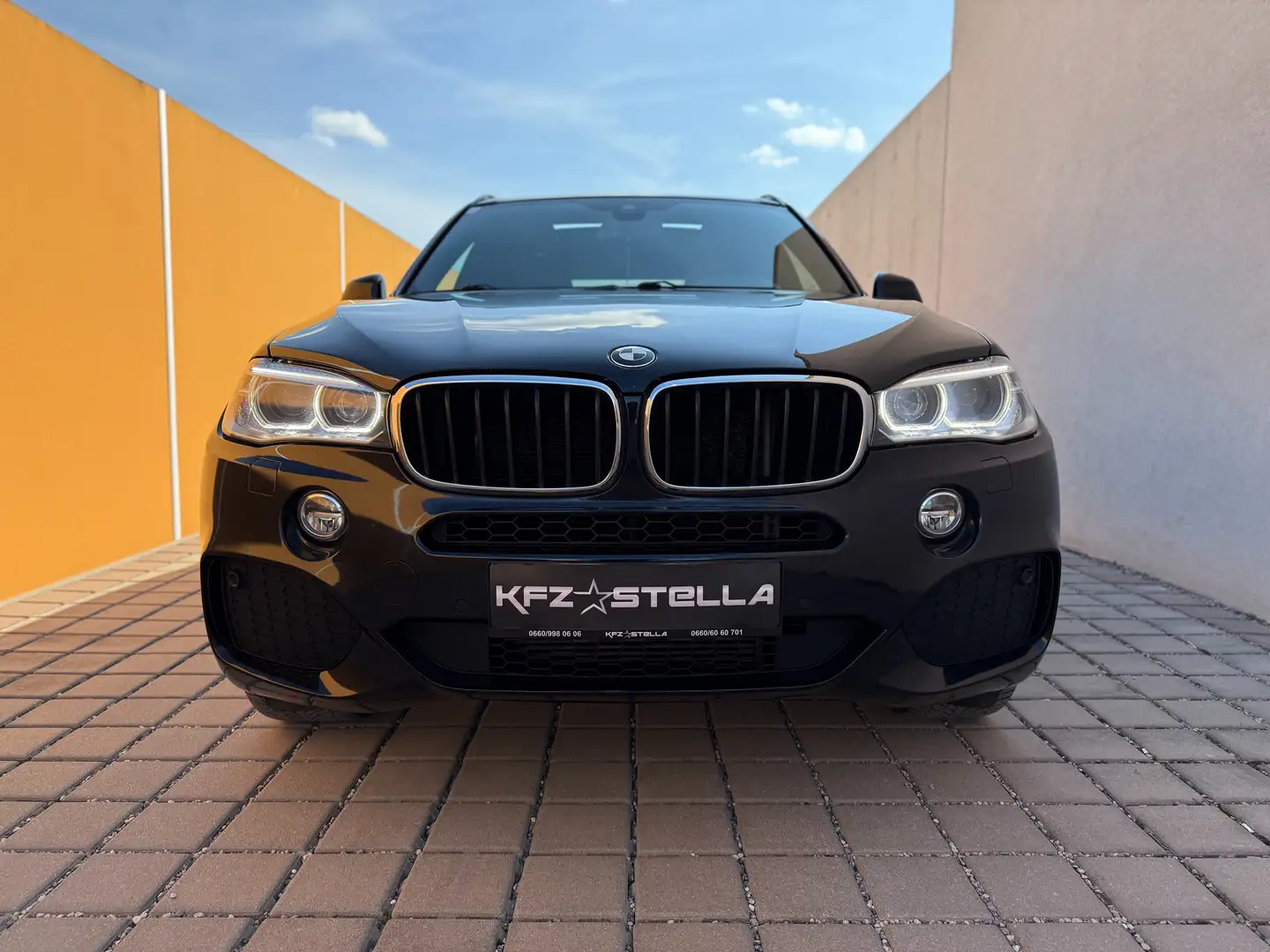 BMW X5 xDrive 30d M-Paket / Pano / Harman&Kardon / AHK Schwarz - 2