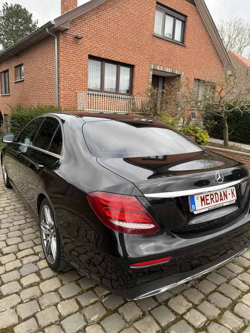 Mercedes-Benz E 220 d 4Matic 9G-TRONIC Exclusive - 1