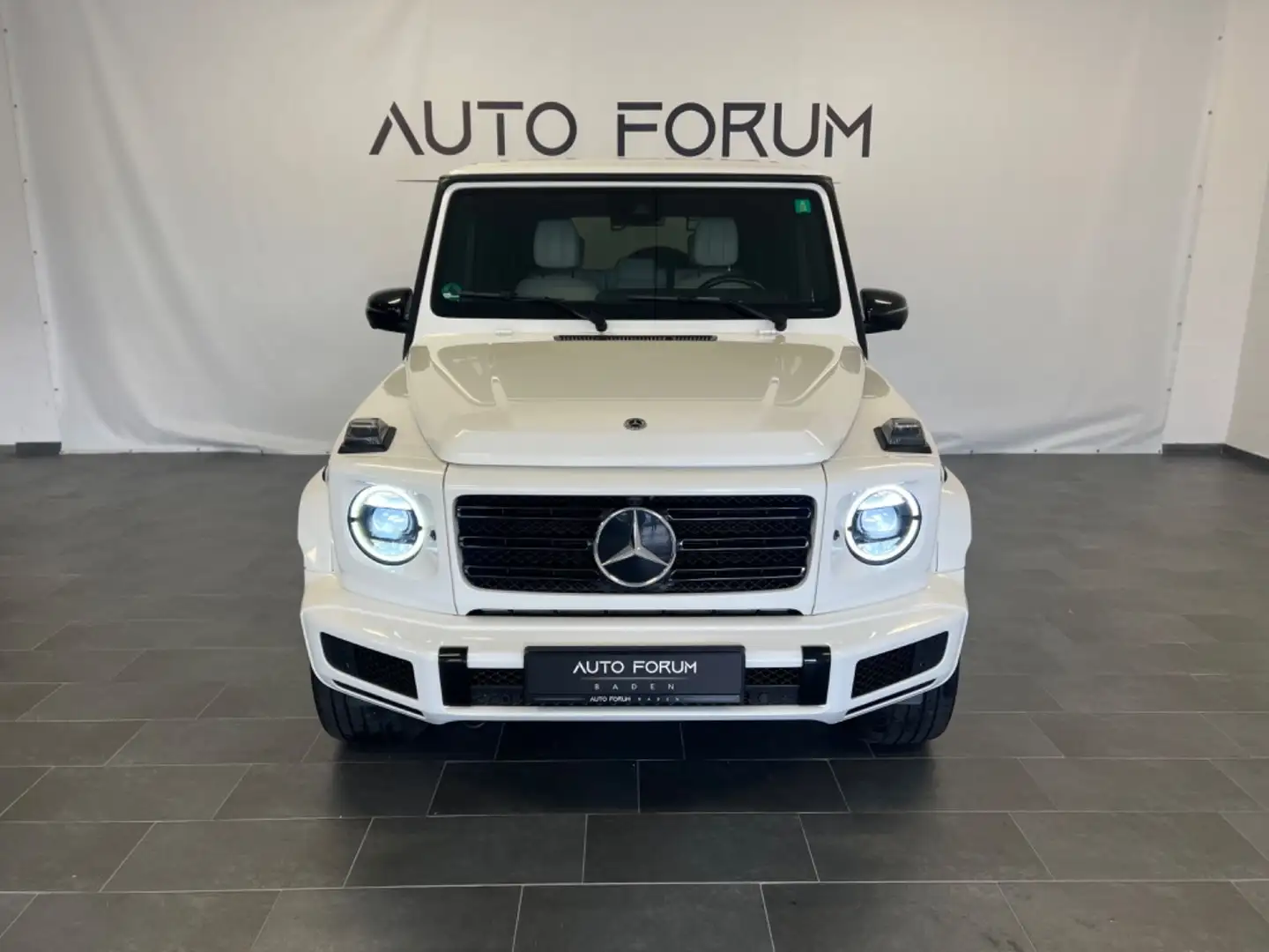 Mercedes-Benz G 400 G -Modell 400 d*AMG*Multibeam*360g*Night* Bílá - 2