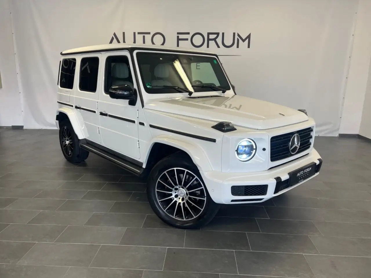 Mercedes-Benz G 400