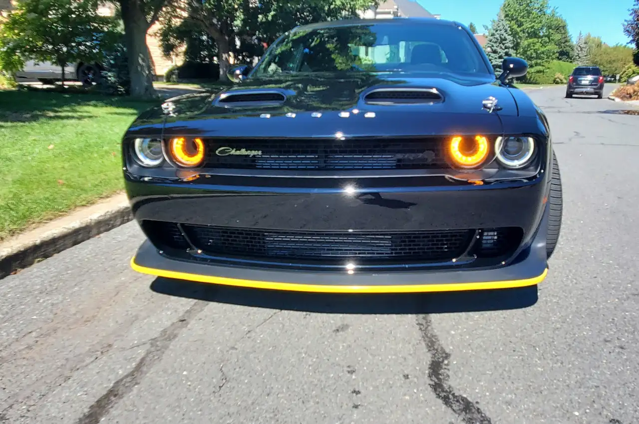 Dodge Challenger снимка Dodge Challenger