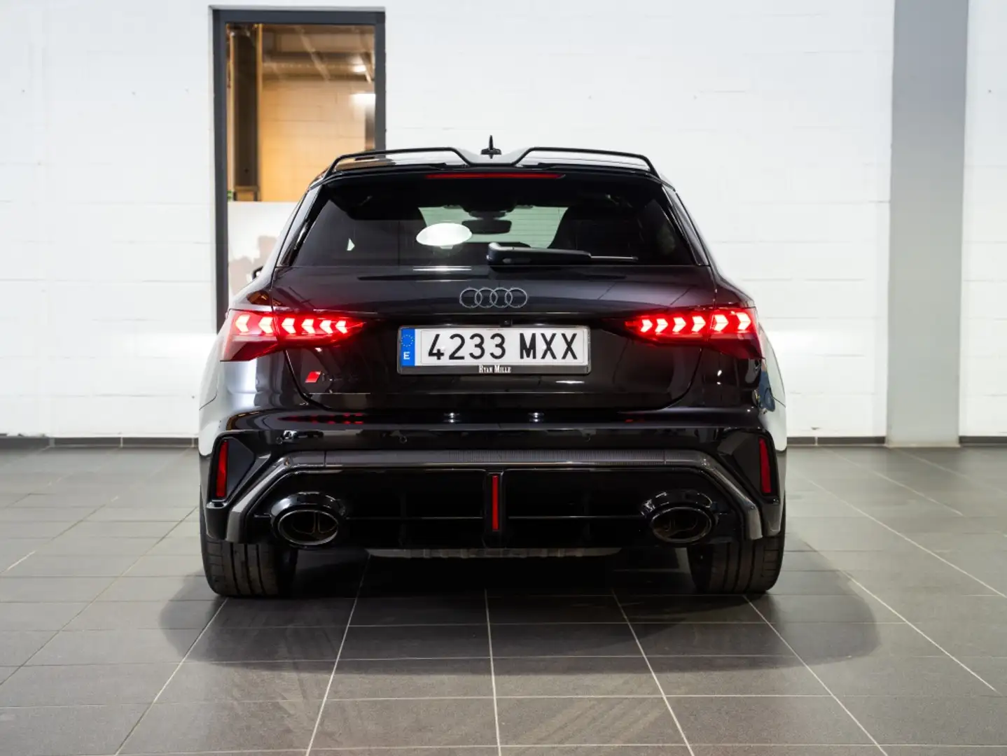 Audi RS3 Sportback quattro S tronic 294kW Negro - 2