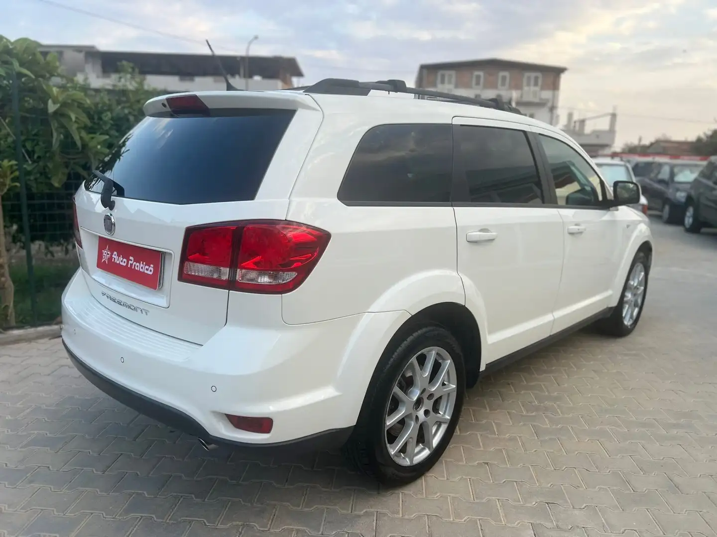 Fiat Freemont Freemont 2.0 Multijet 140 CV Lounge Weiß - 2